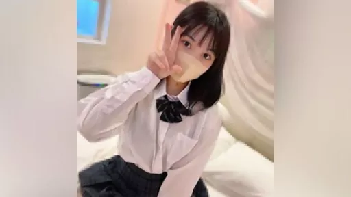 I filmed a pure and genuine 3**. Her pure personality and fair skin are so attractive!