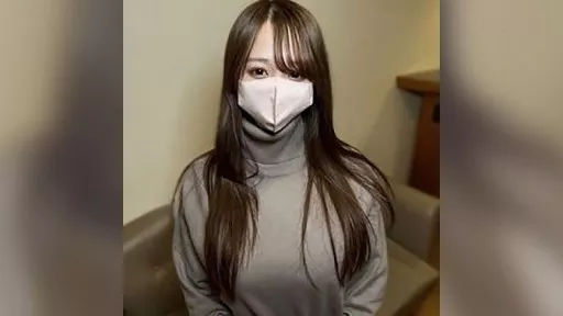 A big-assed, G-cup J● with a boyfriend came to see me after a sleepover with her boyfriend, but she said, 'It's my dangerous day, so don't cum inside me,' so I reluctantly cum on her cute face