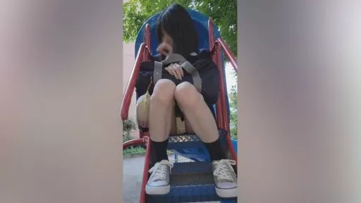 Small breasts, doing something illegal in the park and going to the hotel... Creampie inside the vagina