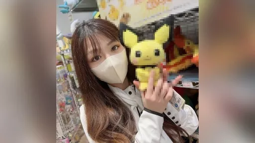 Excitement increases beyond embarrassment and begins to expose silliness 2 times in a row to an Fcup busty clerk who works at a brand shop in a famous department store!